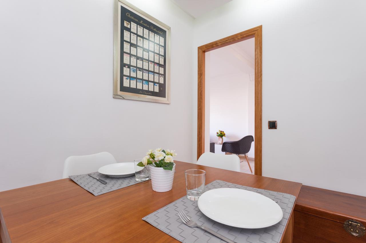 Flateli Lepant Apartment Barcelona Luaran gambar